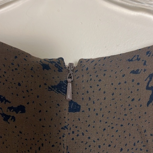 Banana Republic Silk Olive Green Floral Phoebe Buffay Friends Midi Dress Size 0 - Picture 9 of 12